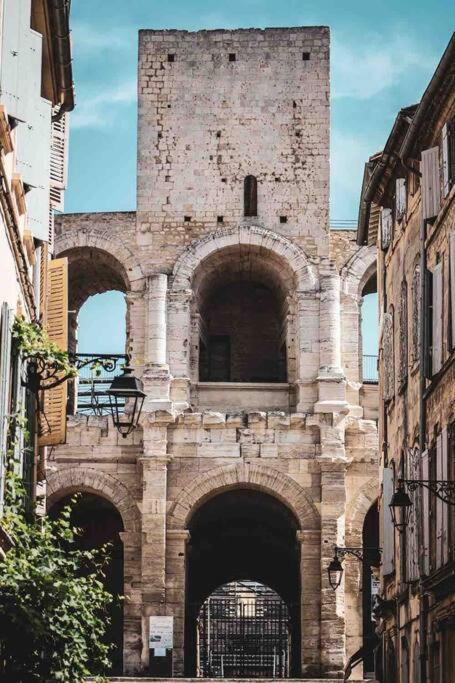 A Pied Du Centre Avec Place De Parking * Arles