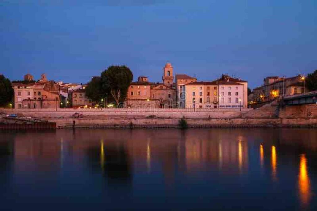 A Pied Du Centre Avec Place De Parking